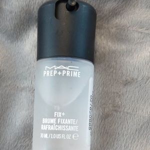 MAC Prep & Prime Fix+